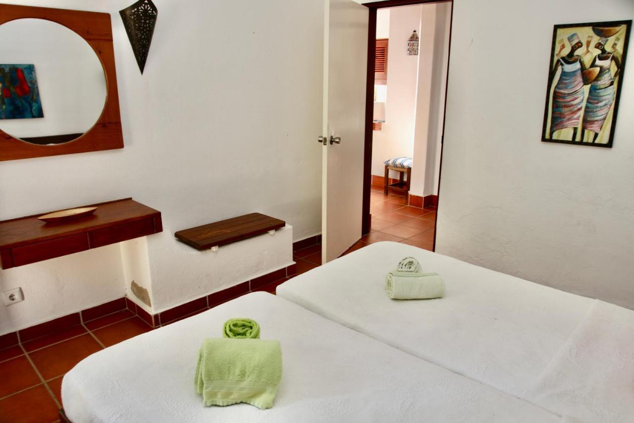 Villa Jacaranda - 550M From The Beach - Free Wifi - By Bedzy Albufeira Exterior foto